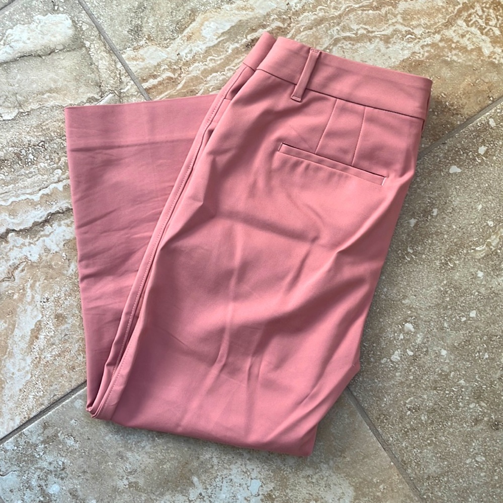 🪸White House | Black Market - Crop Dress Pants 🪸